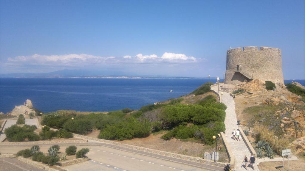 Appartamento Azzurro Con Balcone E Panorama Sul Paese Santa Teresa Gallura Exterior foto