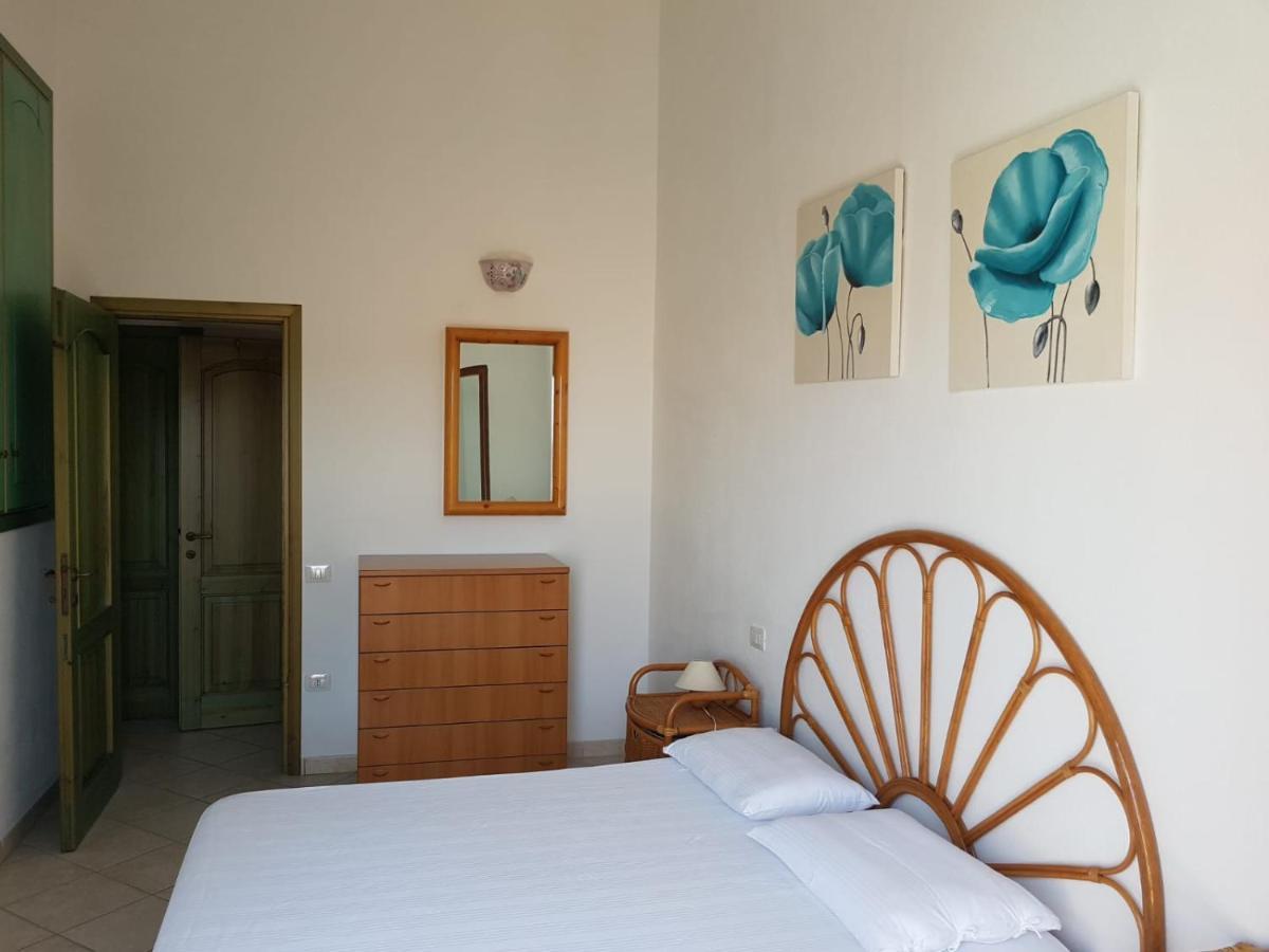 Appartamento Azzurro Con Balcone E Panorama Sul Paese Santa Teresa Gallura Exterior foto